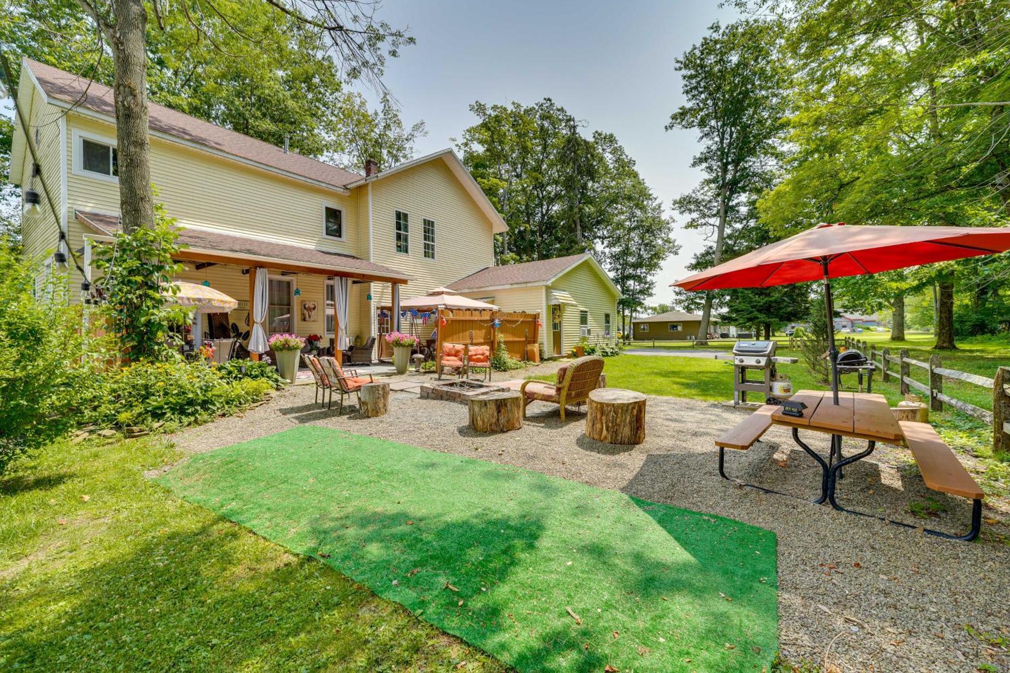 Spacious Victorian Home Quarter Mi To Holiday Valley! Ellicottville Eksteriør billede